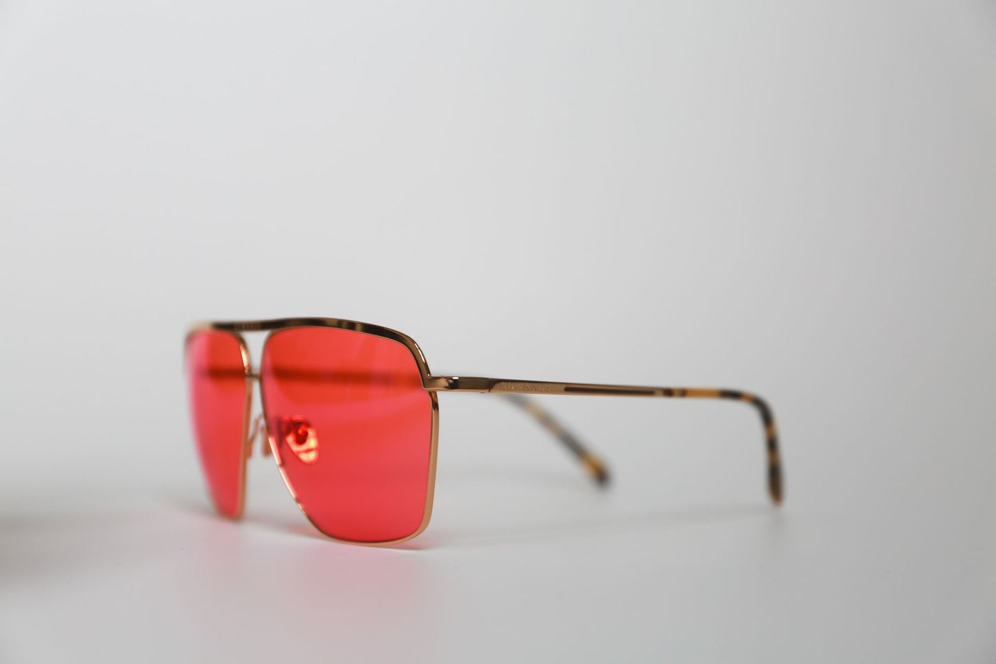 Hiroki 2 - Gold & Fuchsia